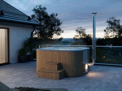 Fjordholz Hot Tub Modell DeLux Square